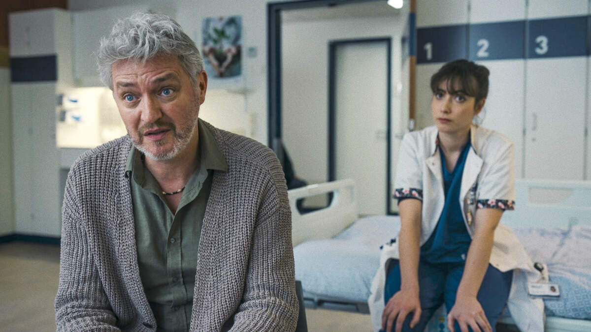 Kürt Rogiers trekt doktersjas weer aan in 'Medisch centrum west': "Mijn